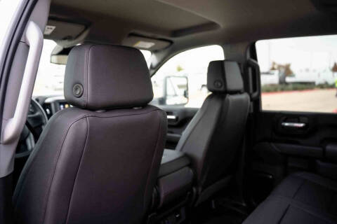 2025 GMC Sierra 2500HD Pro