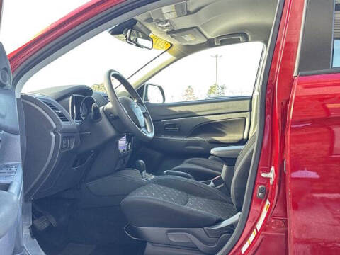 2022 Mitsubishi Outlander Sport ES