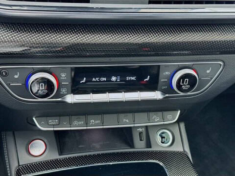 2022 Audi SQ5 Sportback 3.0T quattro Premium Plus