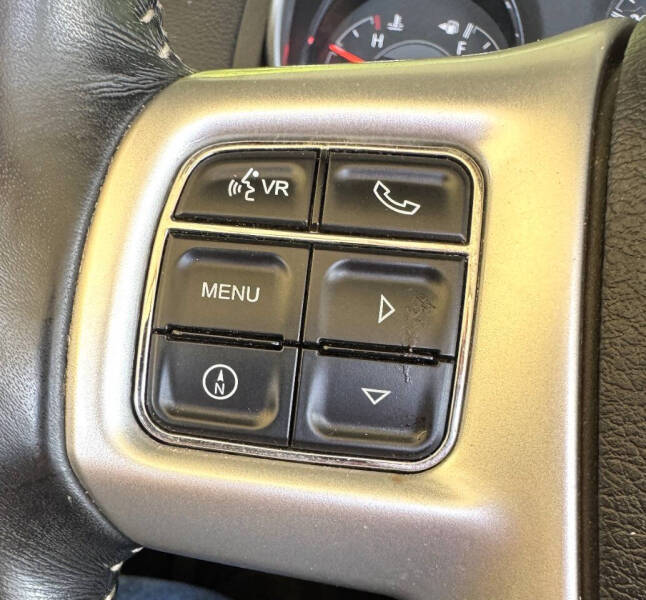 2011 Chrysler 200 S