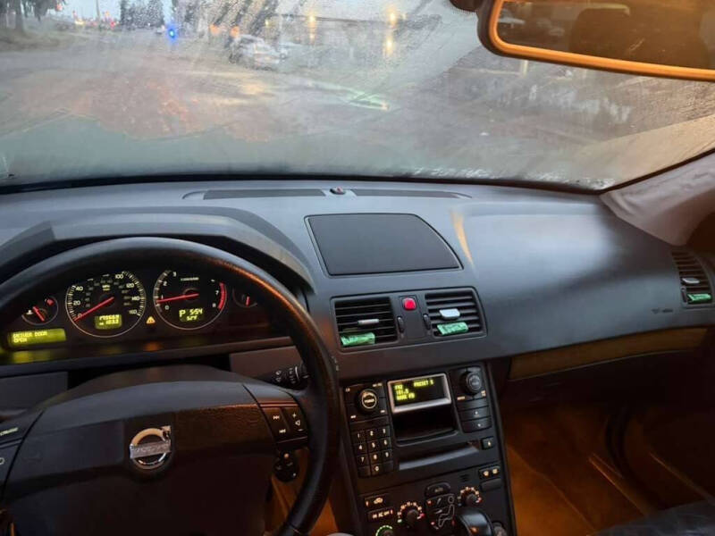 2006 Volvo XC90 2.5T