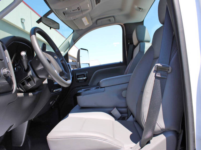 2023 Chevrolet Silverado 6500HD
