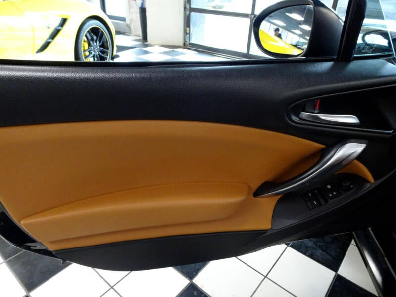 2017 FIAT 124 Spider Lusso