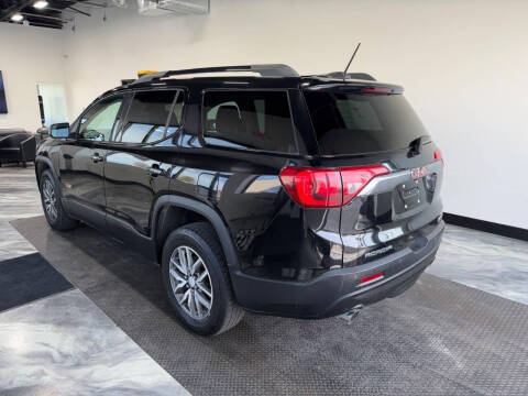 2017 GMC Acadia SLE-2
