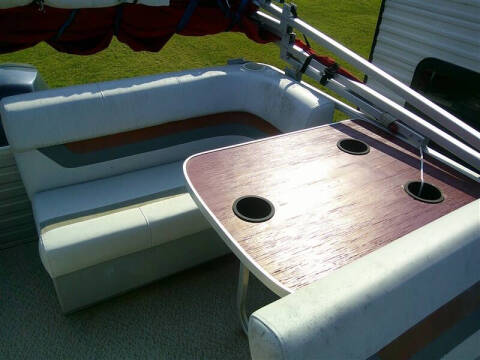 1990 Lowe Boats 242 PONTOON