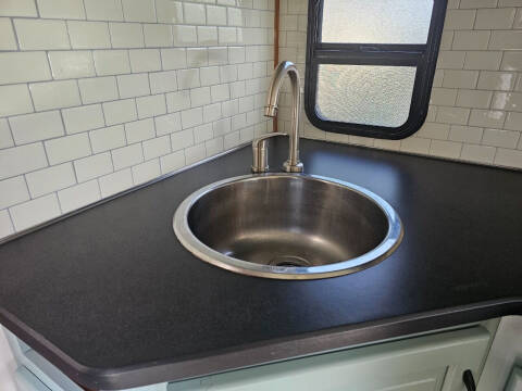 2015 FORD ECONOLINE E450 CLASS C THOR MAJESTIC 28A MOTORHOME