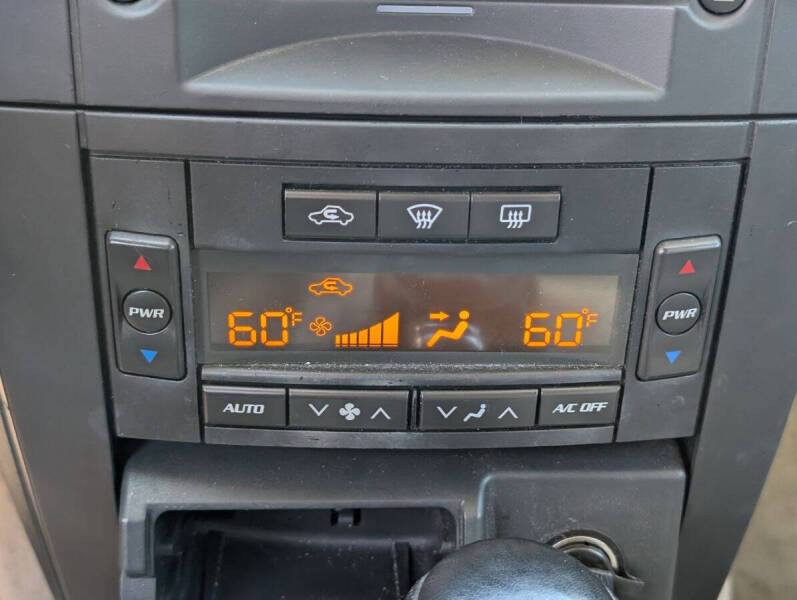 2004 Cadillac CTS
