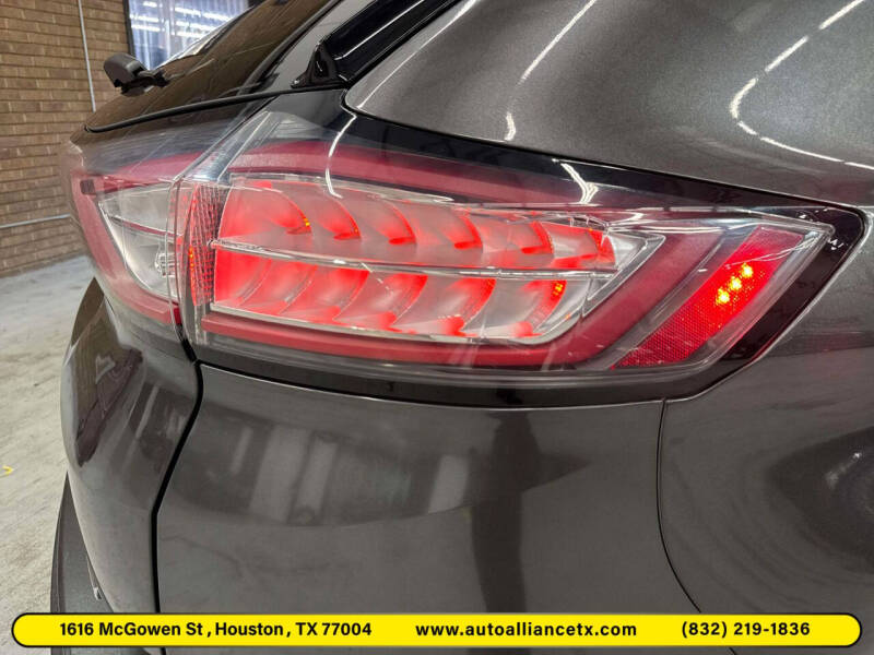 2018 Ford Edge SE