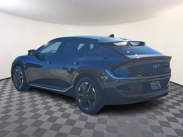 2025 Kia EV6 Wind