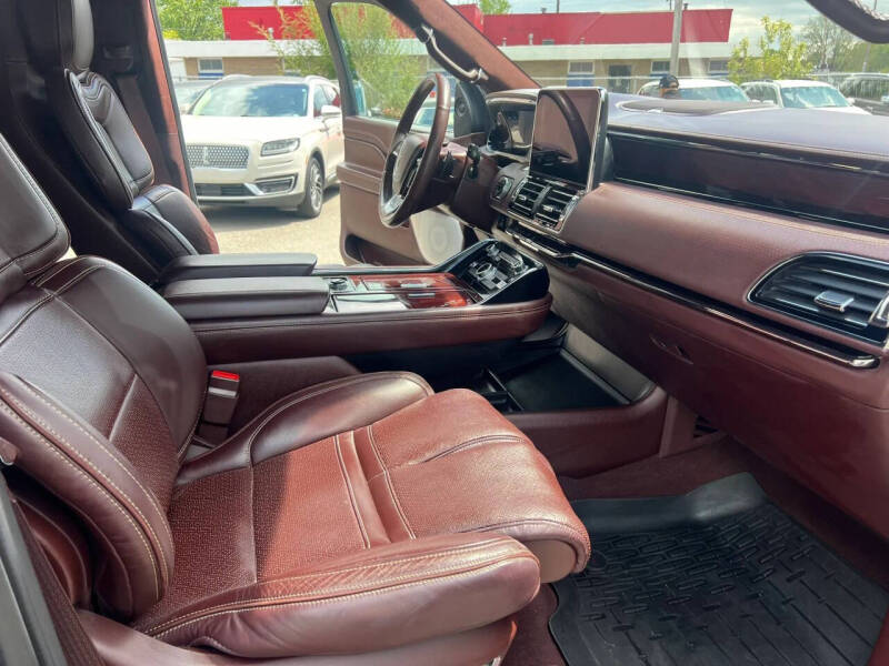 2019 Lincoln Navigator Black Label