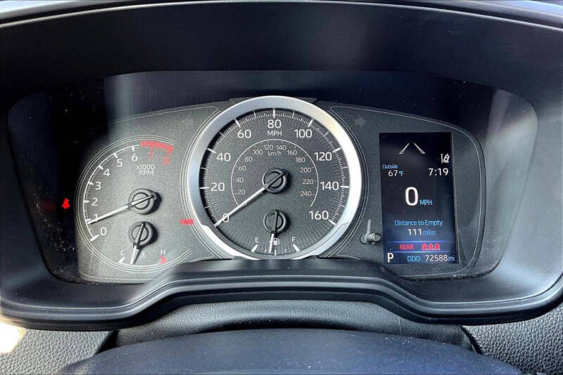 2022 Toyota Corolla LE