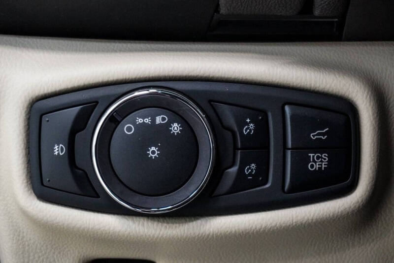 2019 Lincoln Nautilus Select