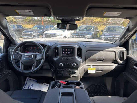 2025 GMC Sierra 3500HD CC Pro