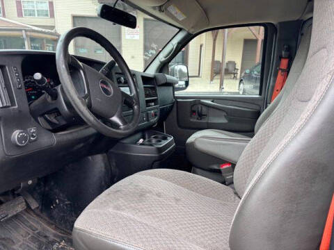 2015 GMC Savana 3500