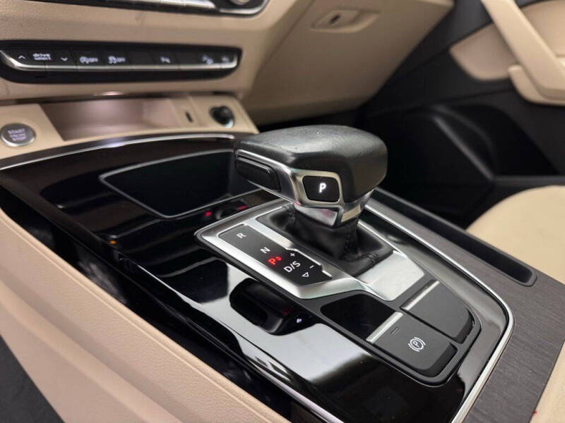 2022 Audi Q5 quattro S line Premium 45 TFSI