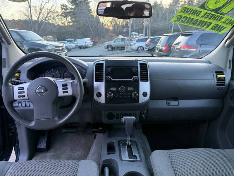 2016 Nissan Frontier SV