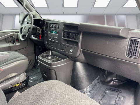 2024 Chevrolet Express 2500