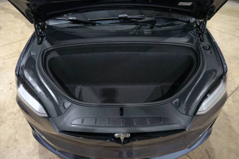 2022 Tesla Model X Plaid