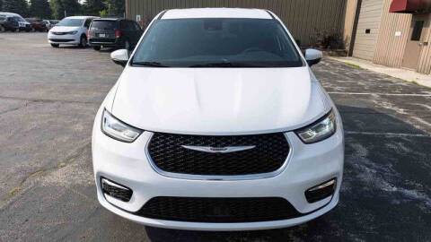 2023 Chrysler Pacifica Touring