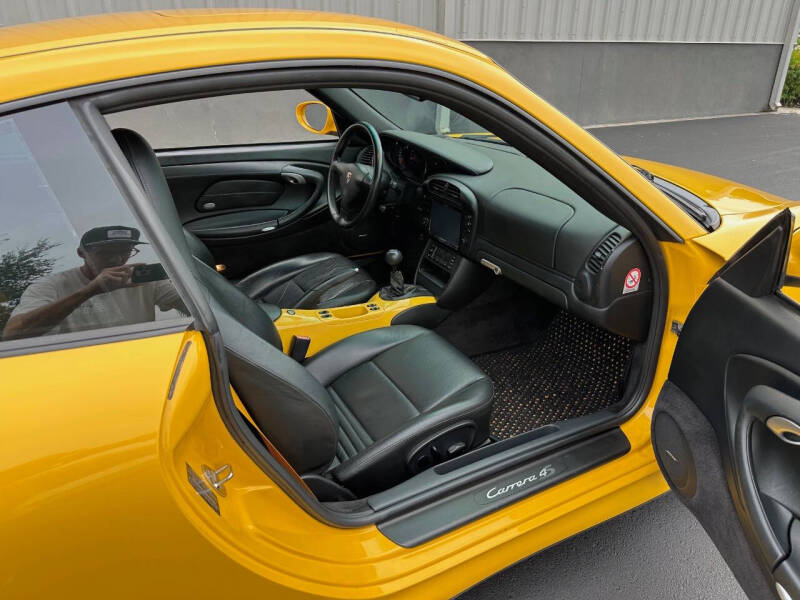 2002 Porsche 911 Carrera 4S