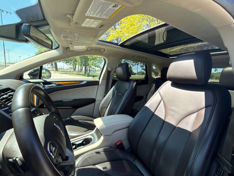 2019 Lincoln MKC Select