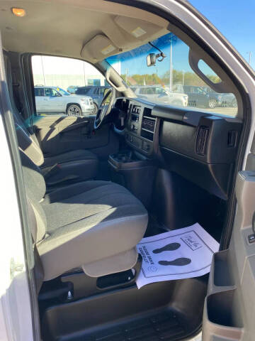 2019 GMC Savana 2500