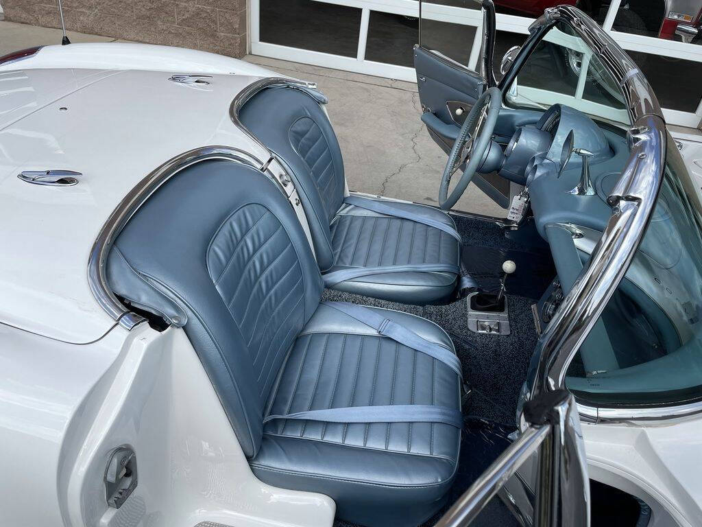1959 Chevrolet Corvette 17