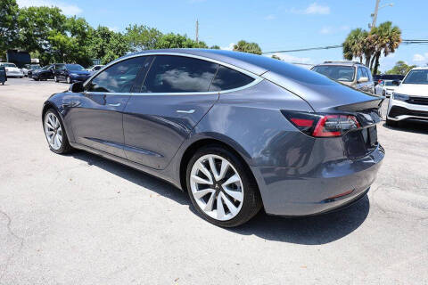 2020 Tesla Model 3 Long Range