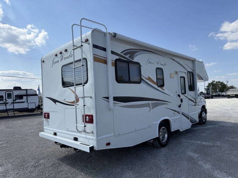 2010 Thor Motor Coach Four Winds 23A