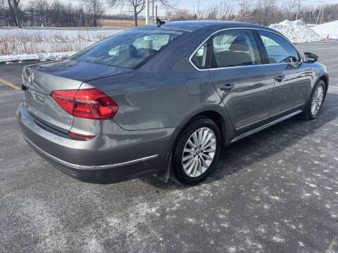 2016 Volkswagen Passat 1.8T SE