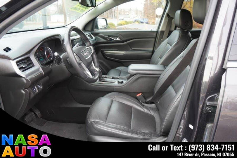 2017 GMC Acadia SLT-1