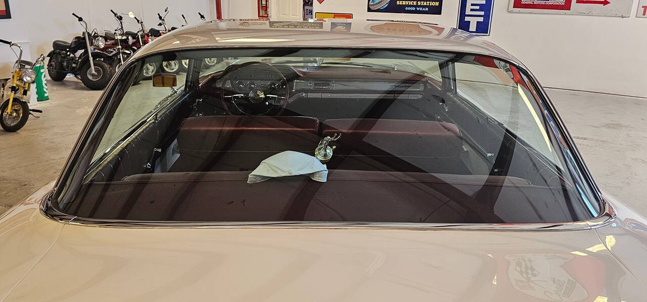 1960 Pontiac Ventura 18