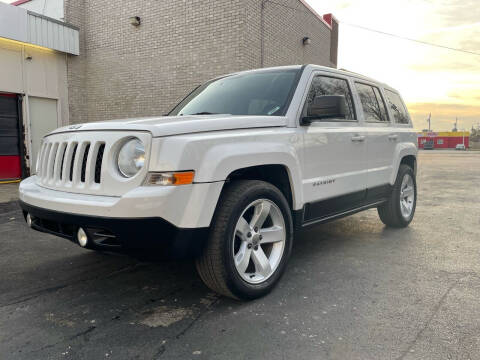2011 Jeep Patriot for sale at JE Auto Sales LLC in Indianapolis IN