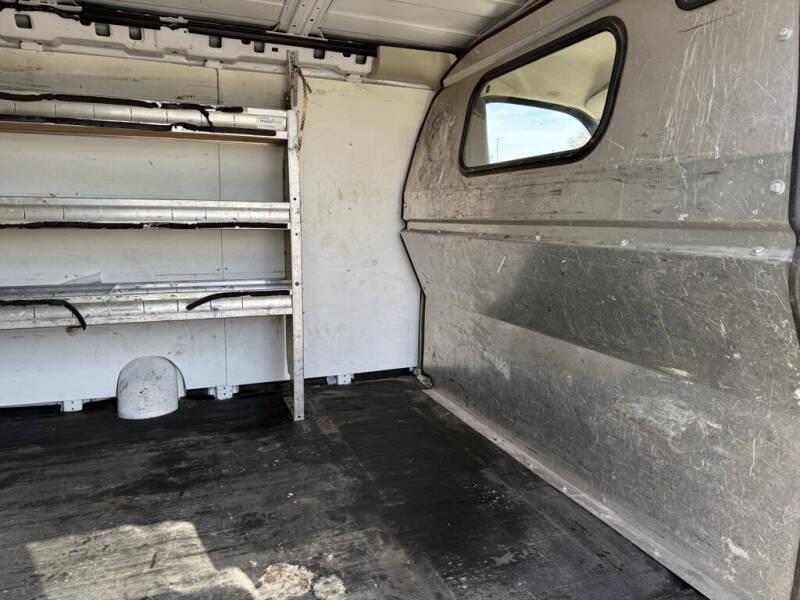 2016 GMC Savana 2500