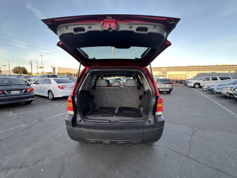 2005 Ford Escape HEV
