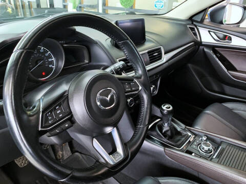 2017 Mazda MAZDA3 Touring 2.5