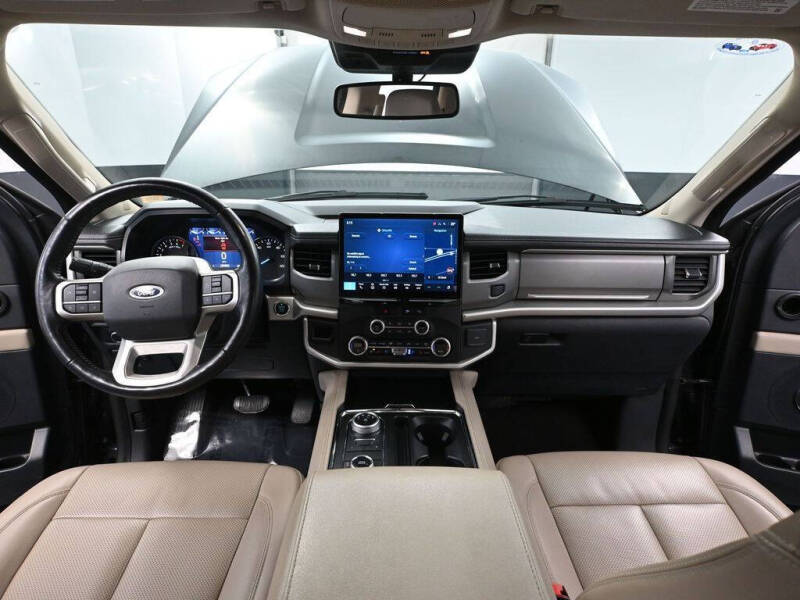 2023 Ford Expedition MAX XLT