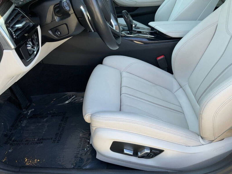 2022 BMW 5 Series 530i