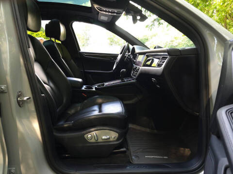 2023 Porsche Macan