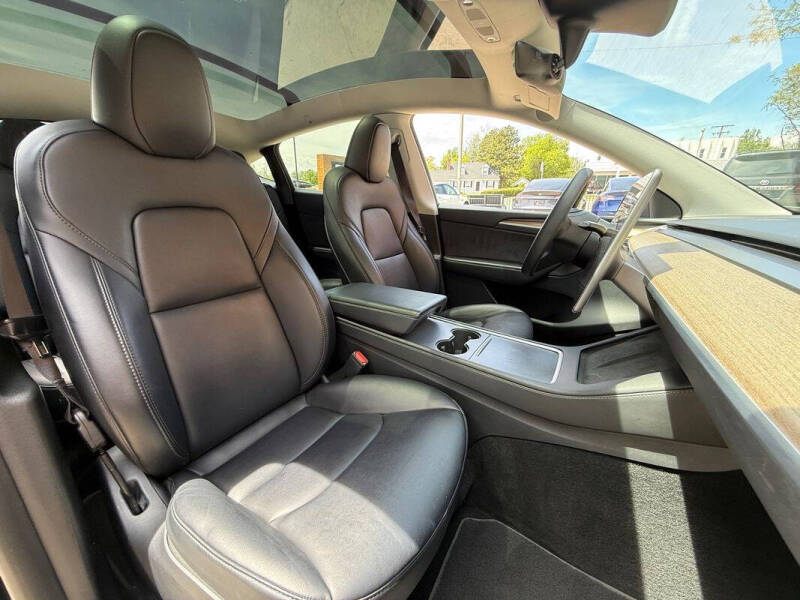 2023 Tesla Model Y Long Range