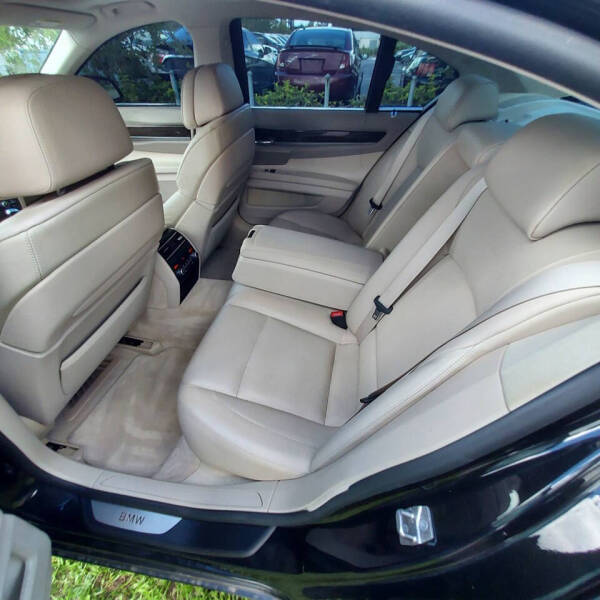 2010 BMW 7 Series 750i xDrive