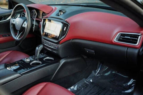 2023 Maserati Ghibli Modena