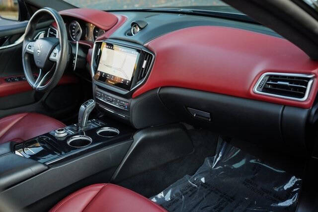 2023 Maserati Ghibli Modena