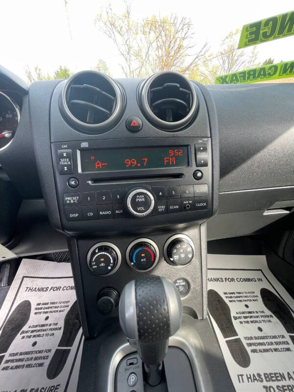 2010 Nissan Rogue S Krom