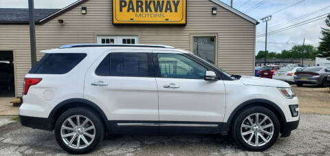 2017 Ford Explorer for sale at Parkway Motors in Springfield IL