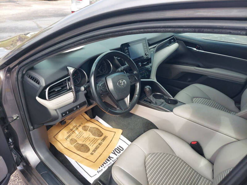 2022 Toyota Camry SE