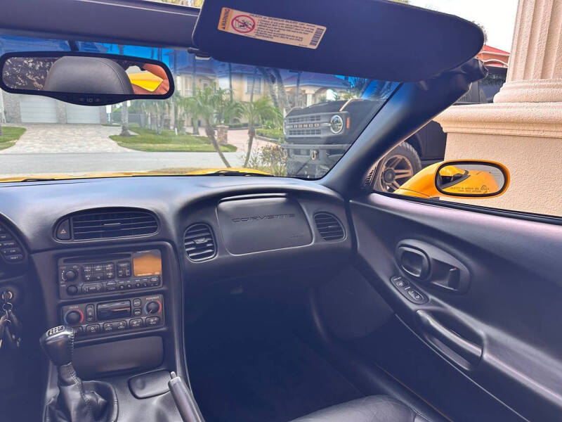 2004 Chevrolet Corvette