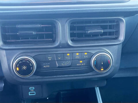 2023 Ford Maverick XL