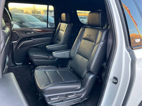 2022 Cadillac Escalade ESV Luxury