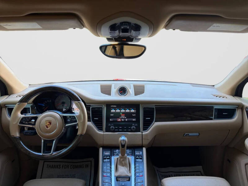2017 Porsche Macan S